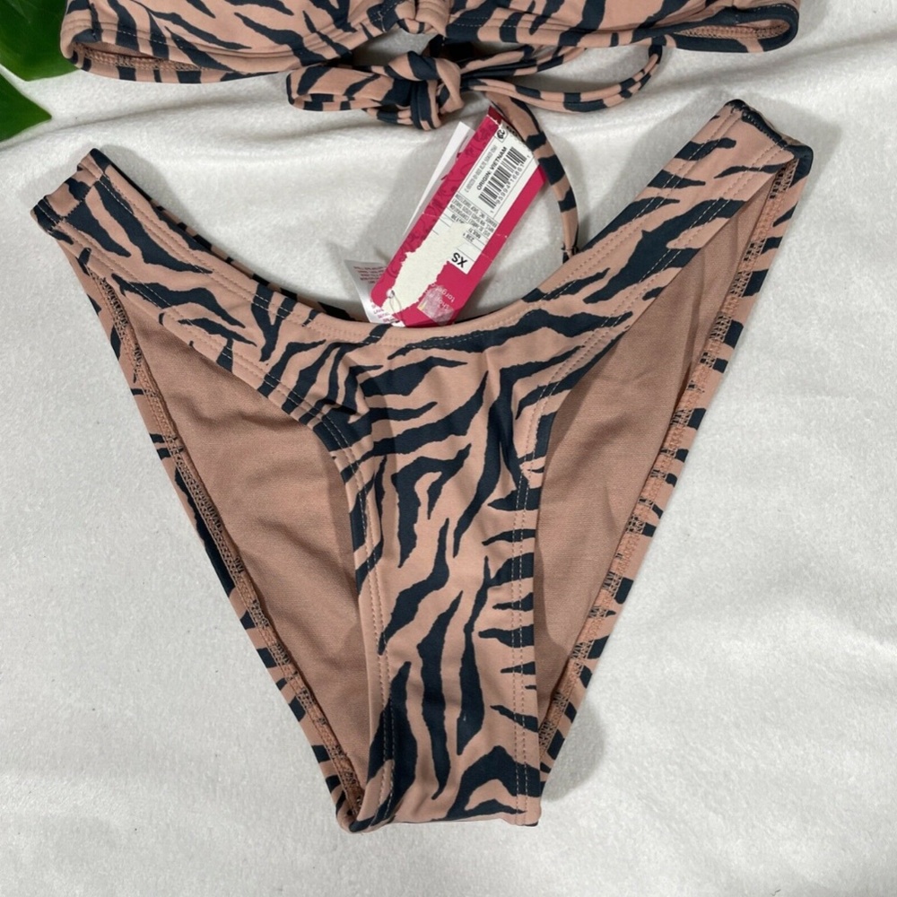 NWT Xhilaration Lace-Up Bralette Top ( Small ) Cheeky Bikini Bottom ( XS ) - Picture 4 of 12